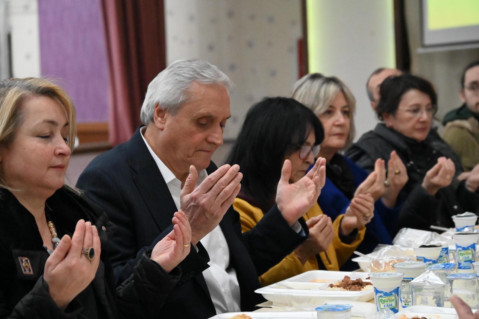 BAŞKAN FOTOĞRAFLARI